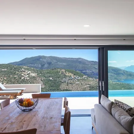 Sky Villa *